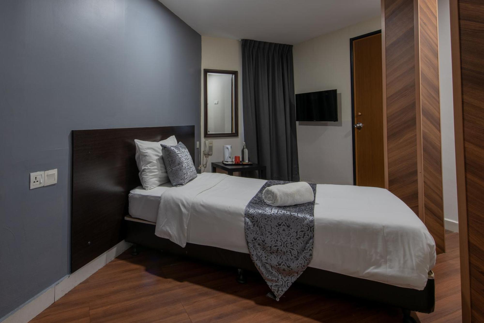 Sunjoy9 Okr Hotel
